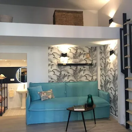 アパート Elegant Au Centre De *
